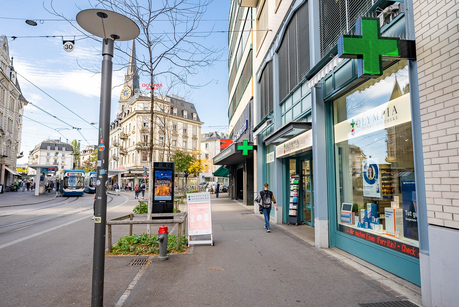 Impressionen Apotheke - Olympia Apotheke